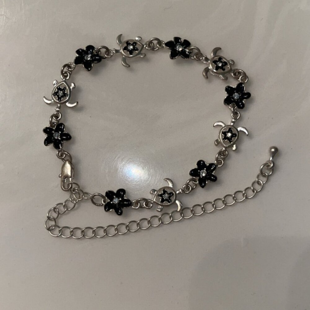 Black and silver beachy anklet